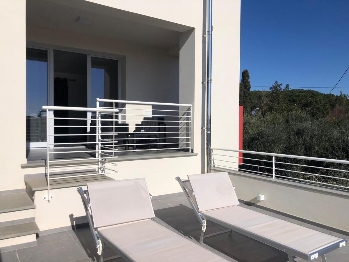 Casa Ginevra A Cecina By Zoom In Earth Apartamento Exterior foto